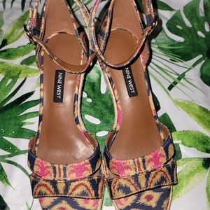 NINE WEST women's Jeranna fabric open toe casual platform sandals